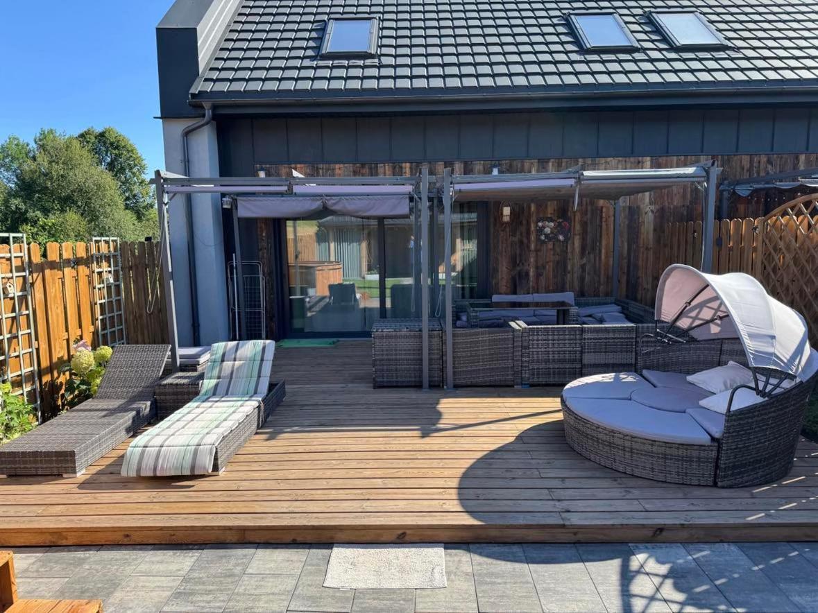 Apartment Sielski Zaulek U Dorotki -basen,jacuzzi,sauna Guciow